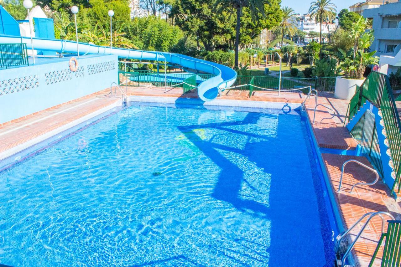 Benal Beach Cozy Apartment With A Water Park. Benalmádena Eksteriør billede