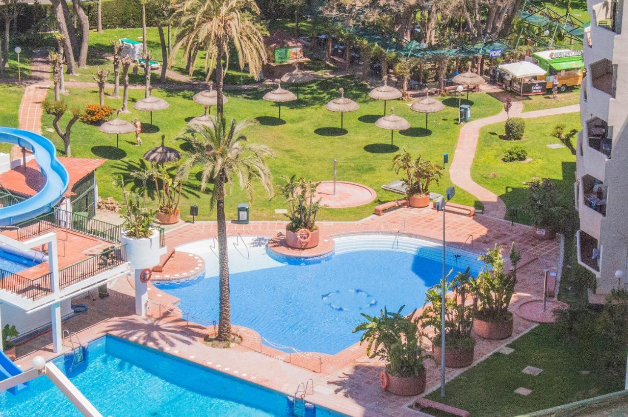 Benal Beach Cozy Apartment With A Water Park. Benalmádena Eksteriør billede